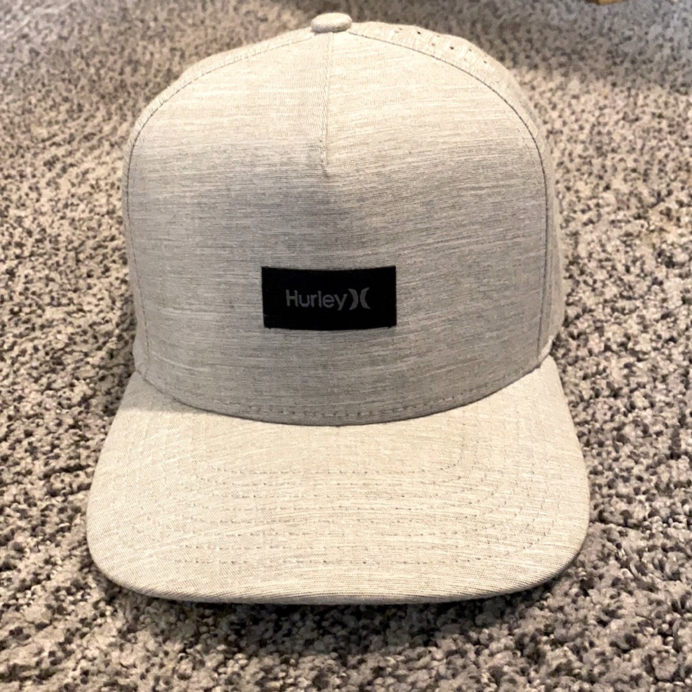 Hurley Nike Dri-Fit snap back